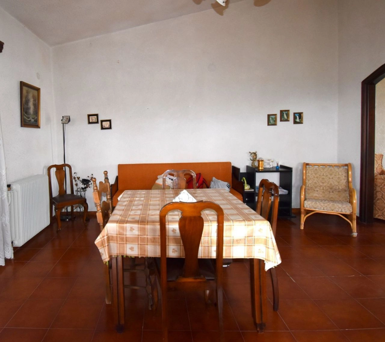 Двухэтажный дом 400 м² в Лутраки