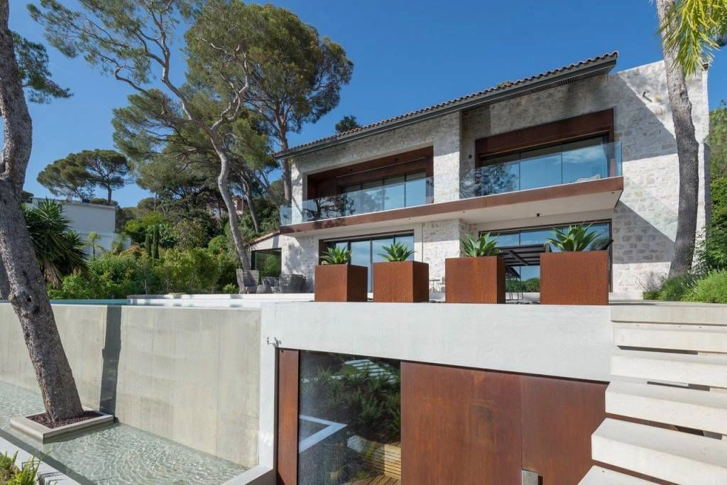 Вилла 5+1 в скандинавском стиле в Ницце, Франция