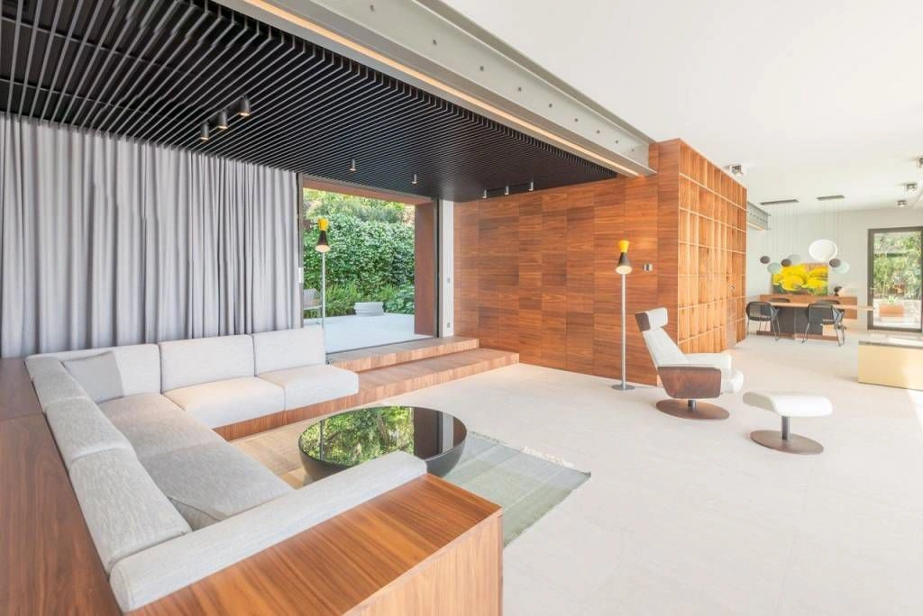 Вилла 5+1 в скандинавском стиле в Ницце, Франция