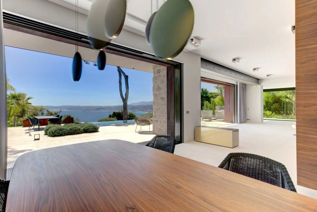 Вилла 5+1 в скандинавском стиле в Ницце, Франция