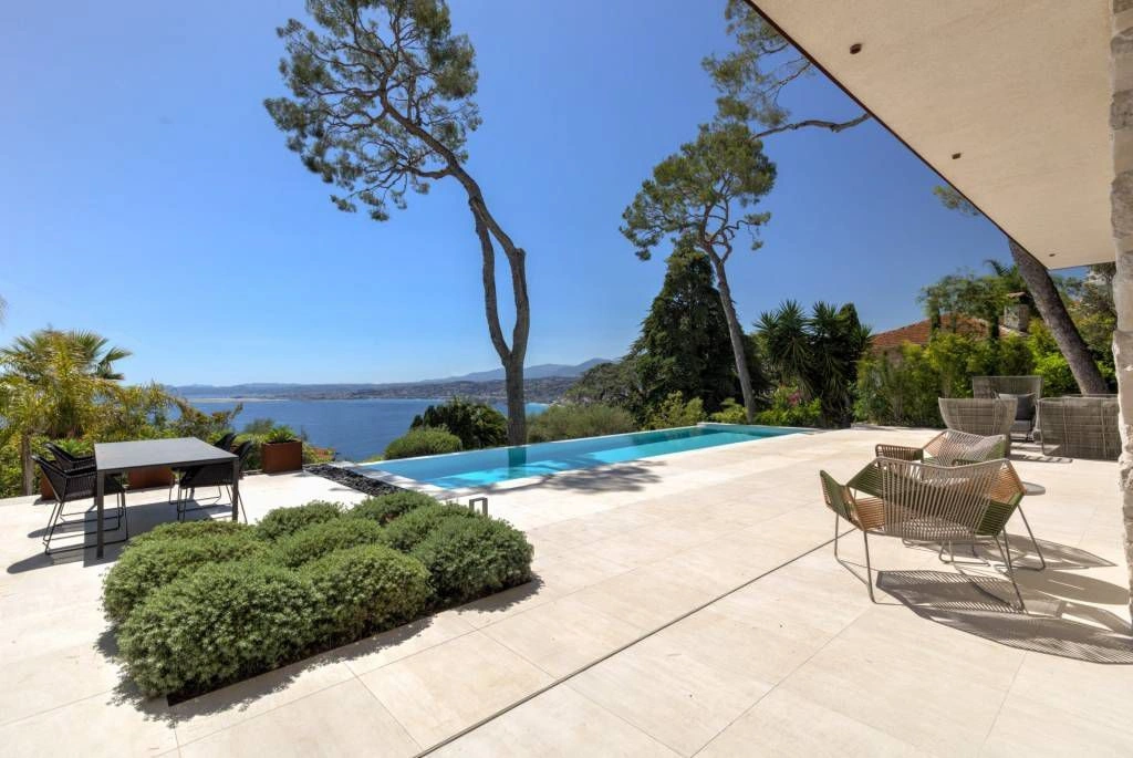 Вилла 5+1 в скандинавском стиле в Ницце, Франция