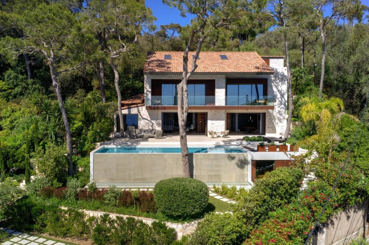 Вилла 5+1 в скандинавском стиле в Ницце, Франция