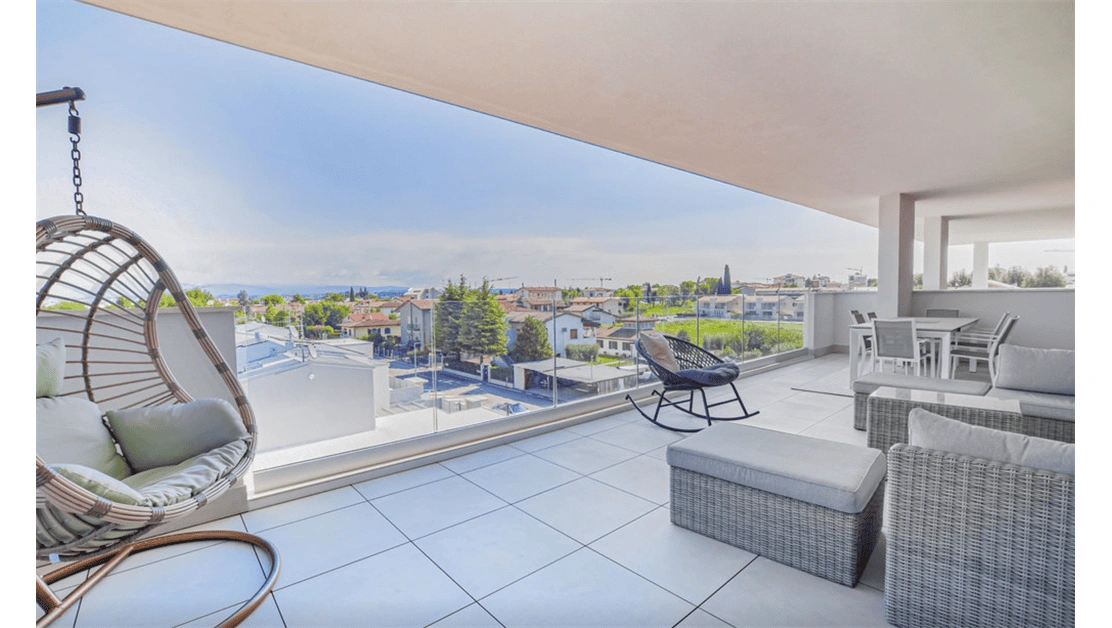 Apartment 90 m2 on Lake Garda