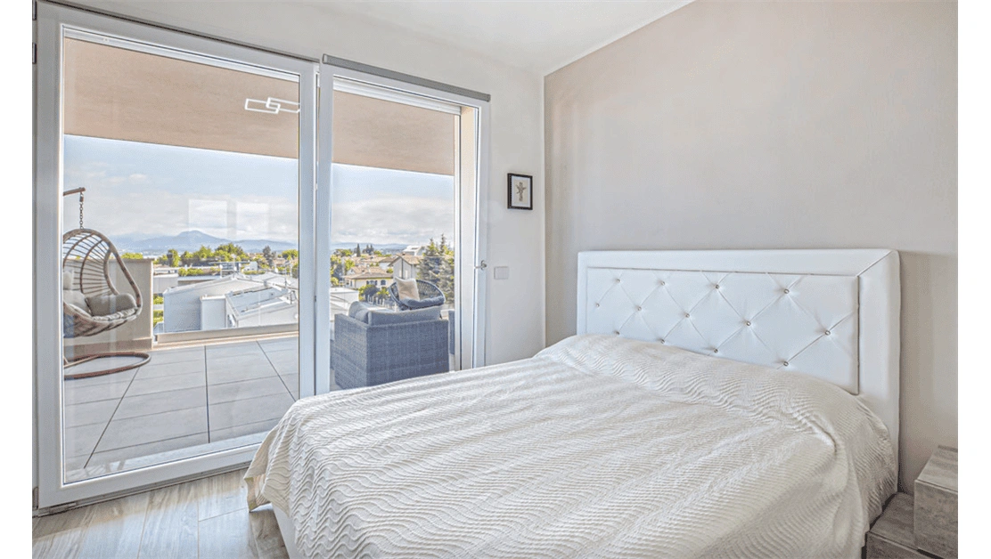 Apartment 90 m2 on Lake Garda