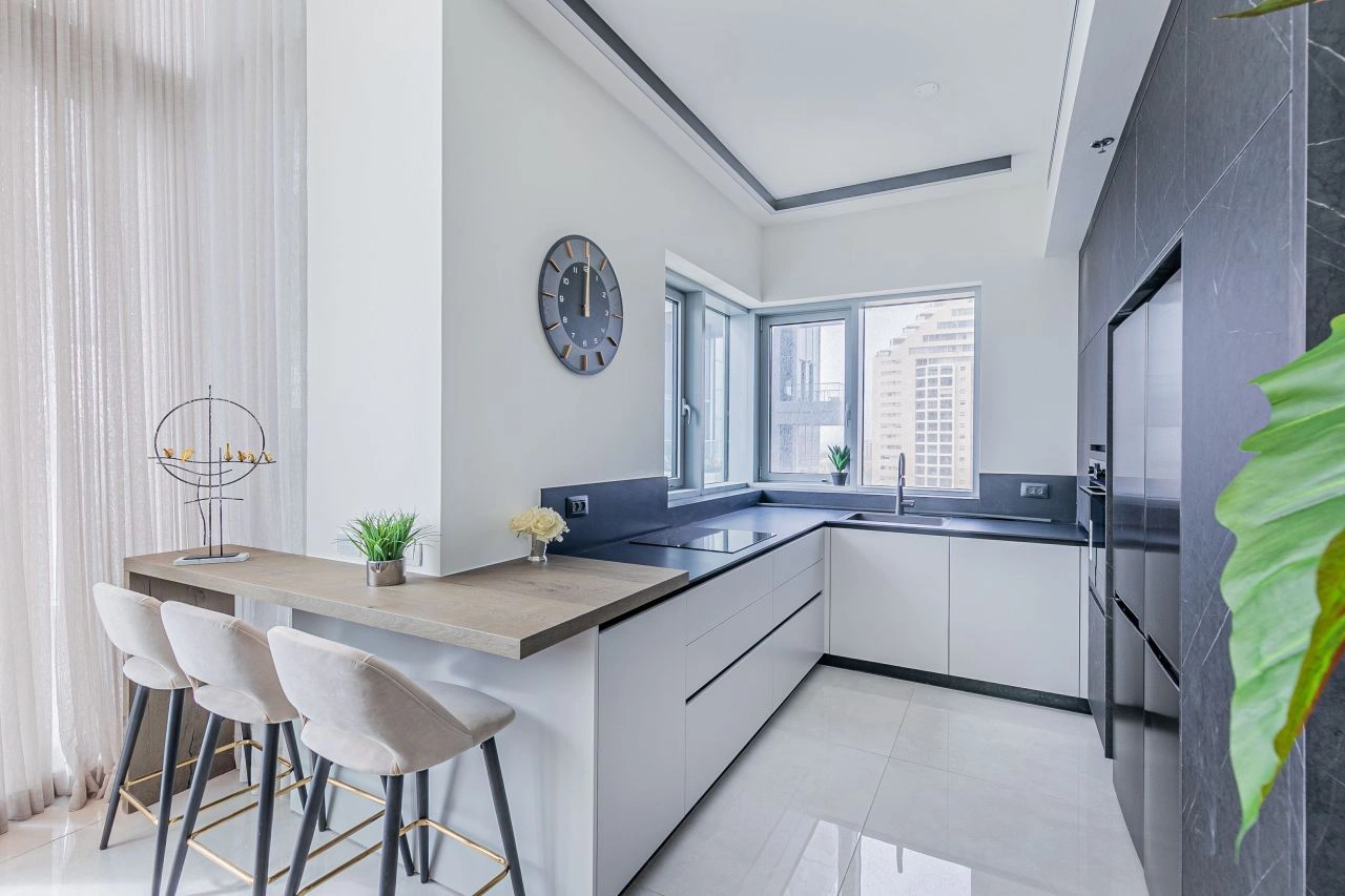 Квартира с просторным балконом в Тель-Авиве - 3,297,200 $