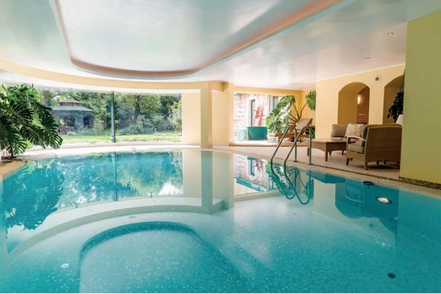 Century-old castle 16+1 in an elite area of Budapest