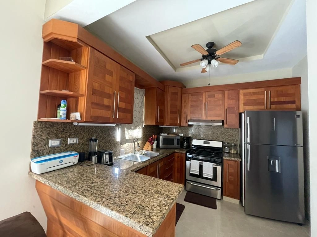 Квартира с мебелью и бытовой техникой в центре Сосуи рядом с пляжем, Республика Доминикана