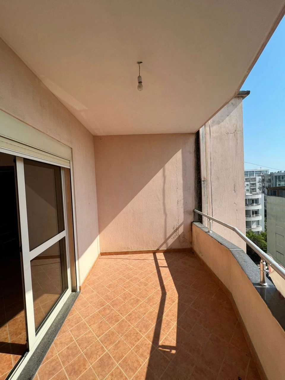 Просторная квартира 96 м² в Дурресе