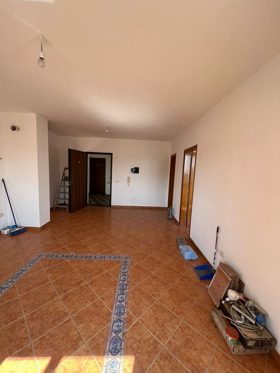 Просторная квартира 96 м² в Дурресе