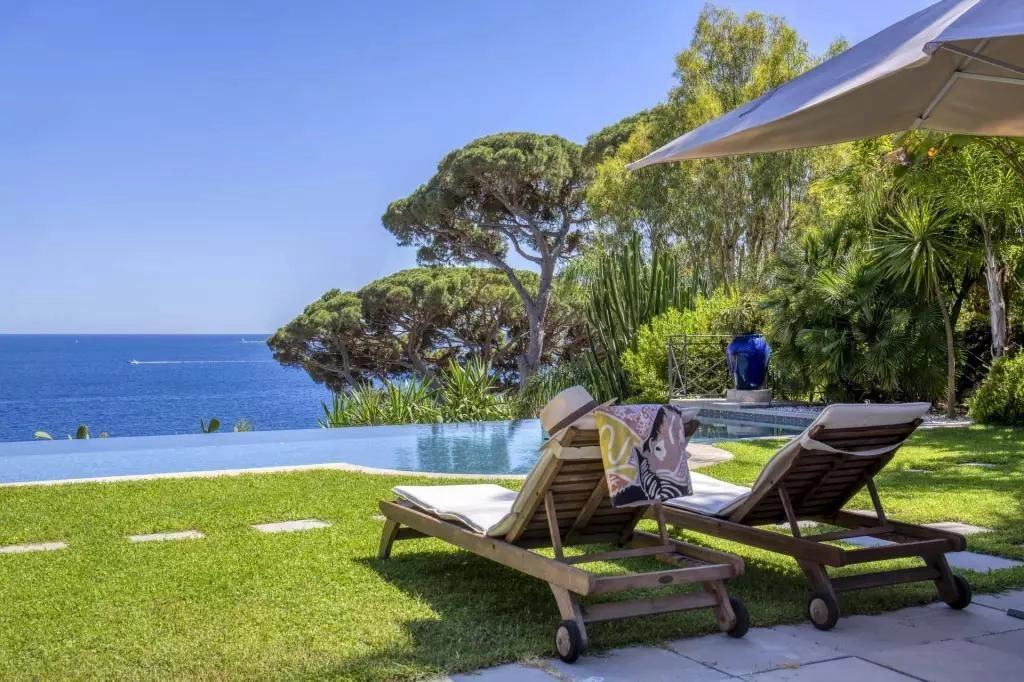 Вилла 5+1 в районе La California, Канны, Франция