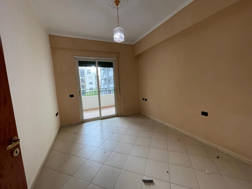 Просторная квартира 105 м² в Дурресе