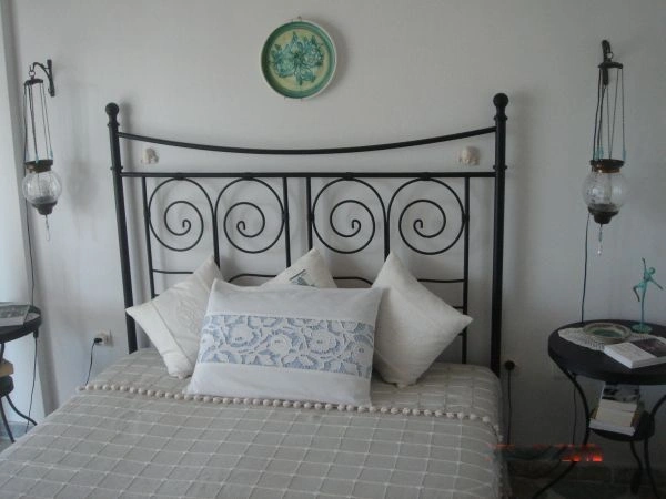 Трехэтажный коттедж 300 м² на полуострове Кассандра