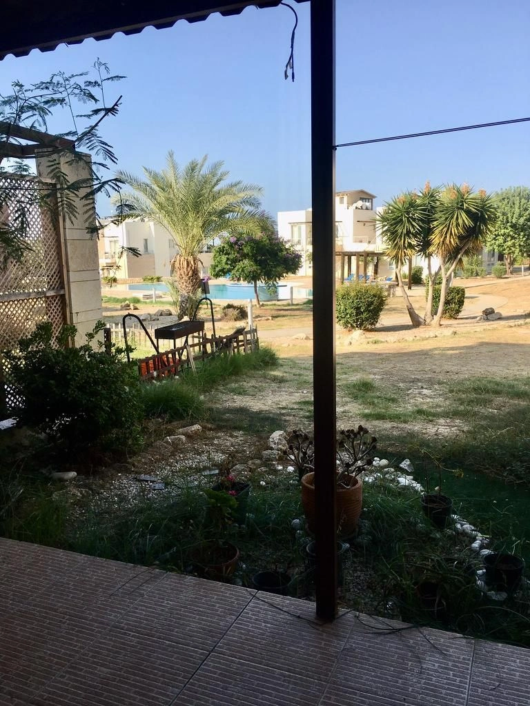 Квартира 2+1 с выходом к бассейну