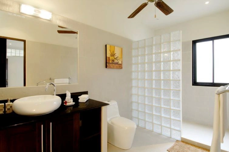 Villa 450 m2 Naiharn