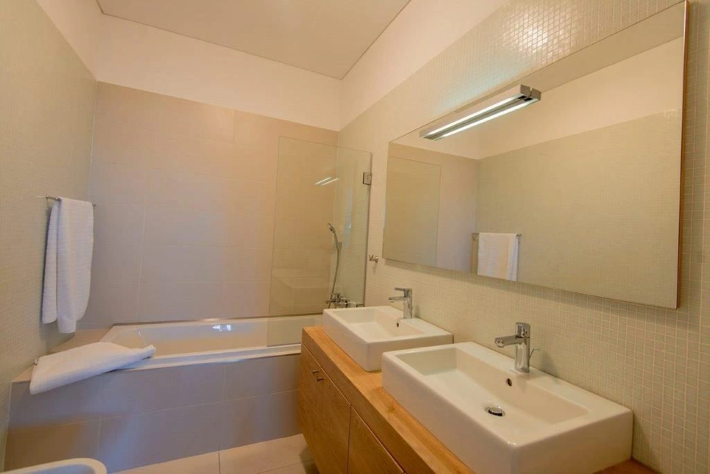 Apartments in Budapest, 159 m2