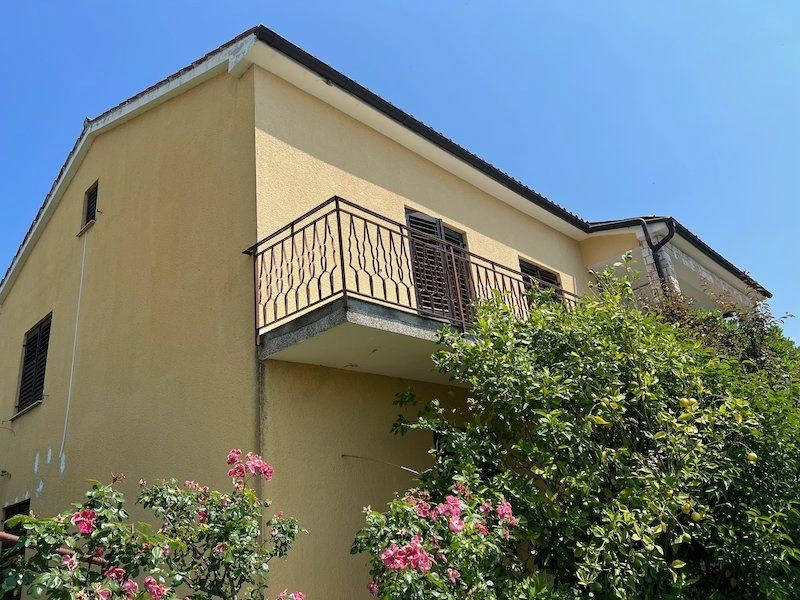 Вилла 6+2 с панорамным видом на море в Пиран