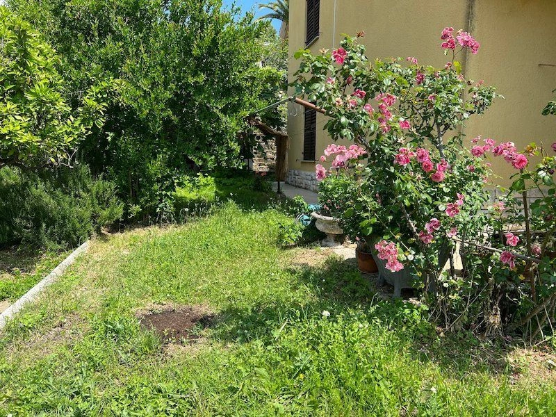 Вилла 6+2 с панорамным видом на море в Пиран