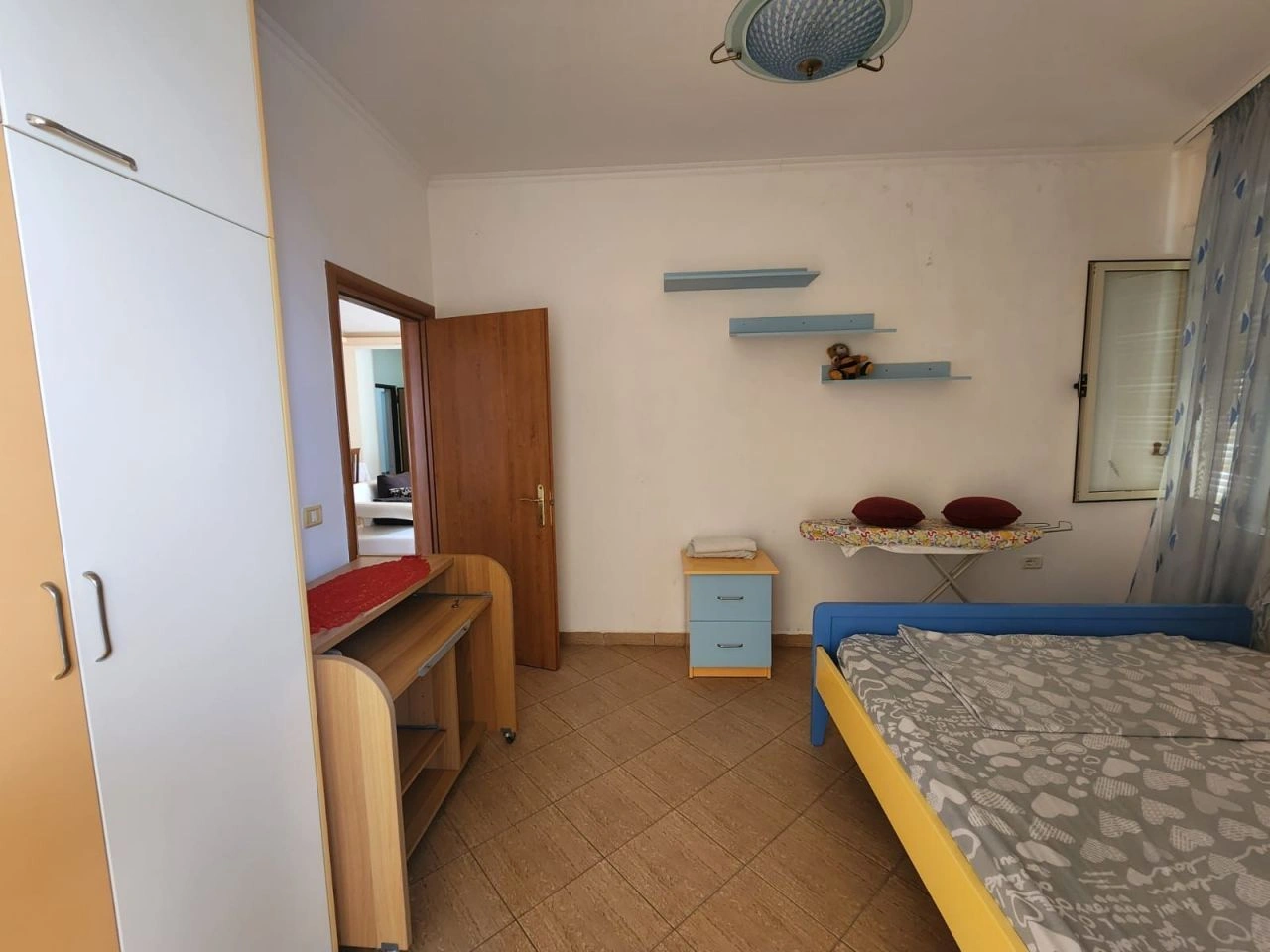 Квартира 2+1 в Дюресе с видом на море