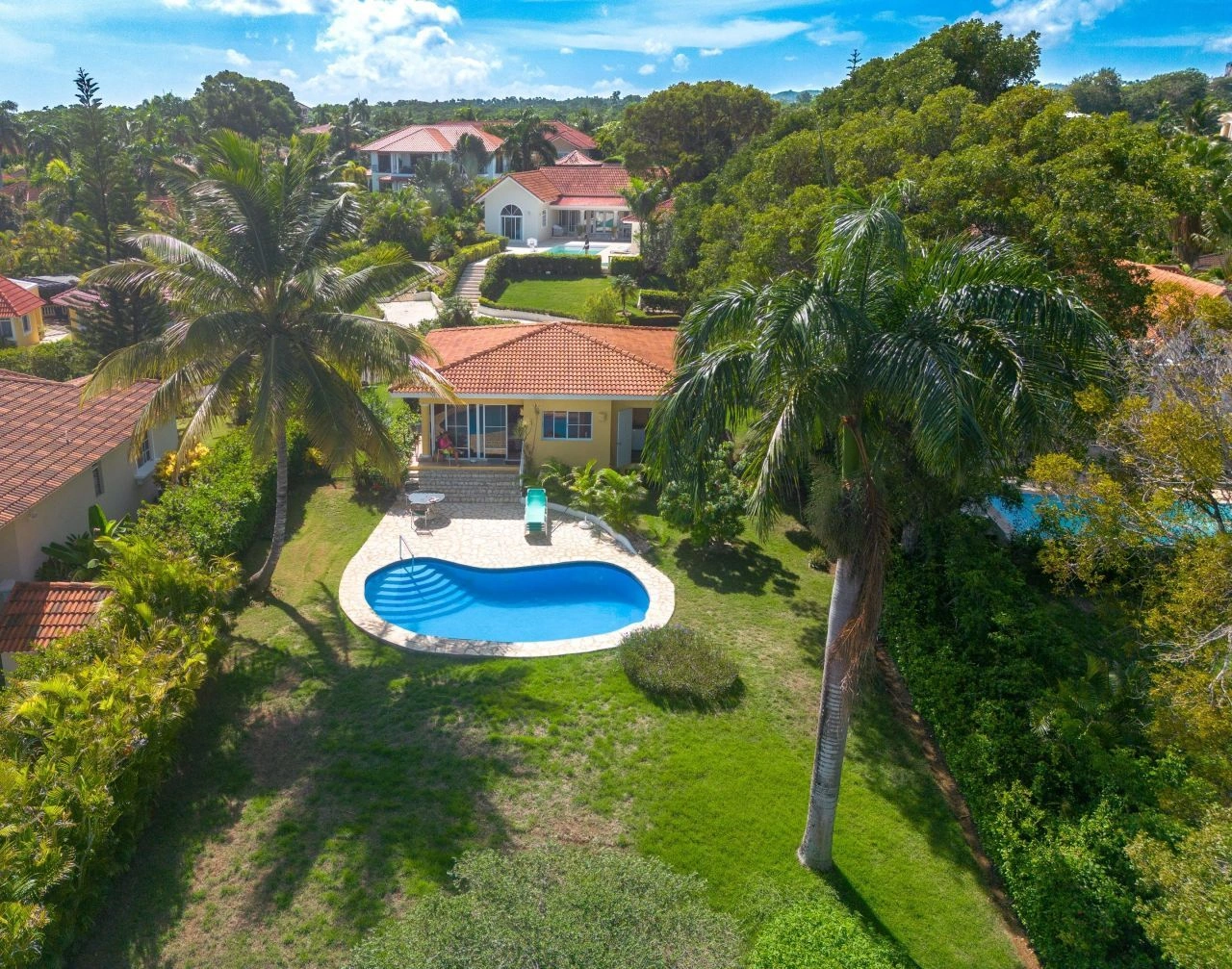 Дом 2+1 с тропическим садом в Сосуа, Доминикана