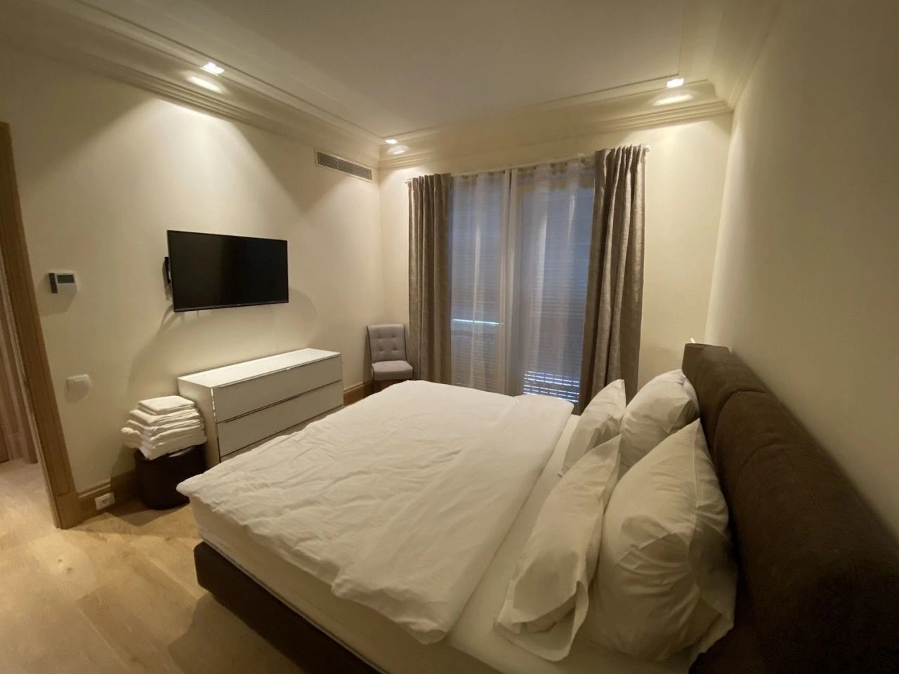 Apartment 80 m2 in Tivat
