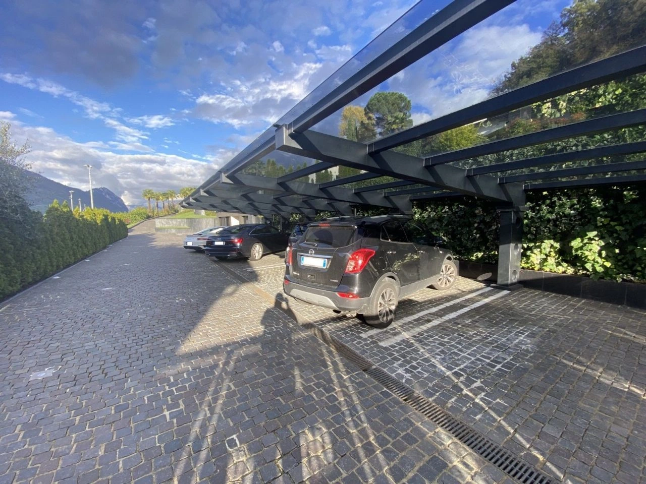 Вилла на озере в Лугано с частным причалом, Швейцария