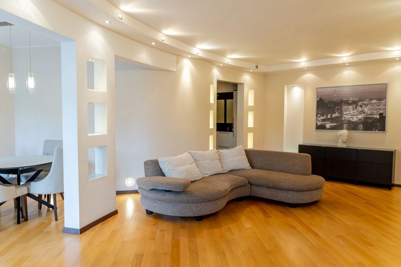 Жилой комплекс Живой Родник 3-комнатная квартира с дизайнерским ремонтом