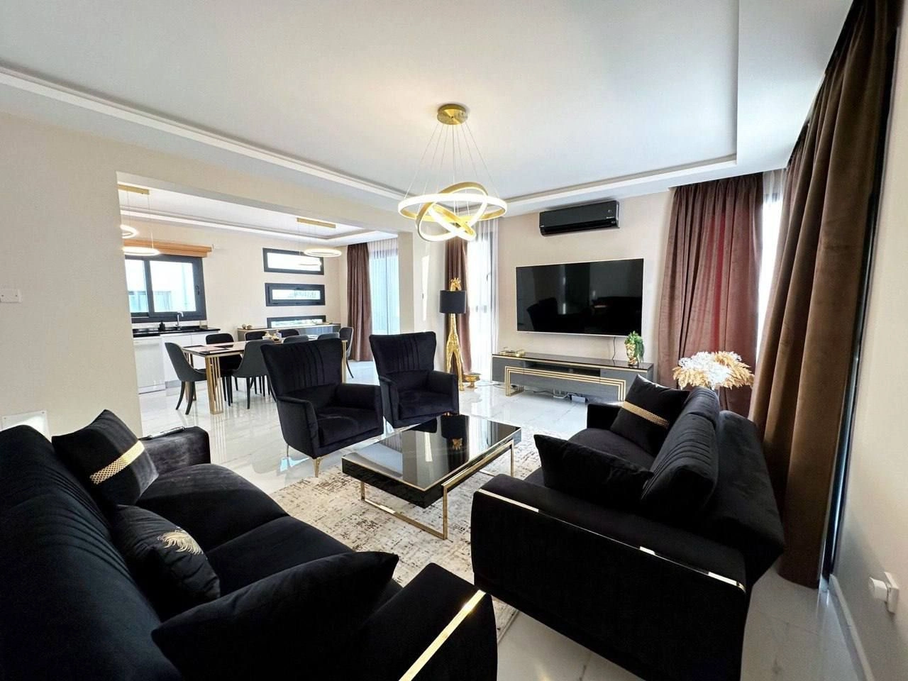 Luxury villa 3+1 in Iskele