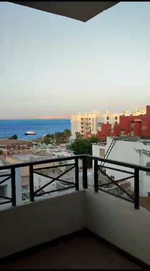 Квартира 4+1 в самом центре Хургады, Египет