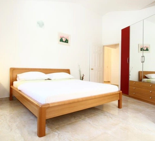 Просторная квартира площадью 82 м² в 600 метрах от моря