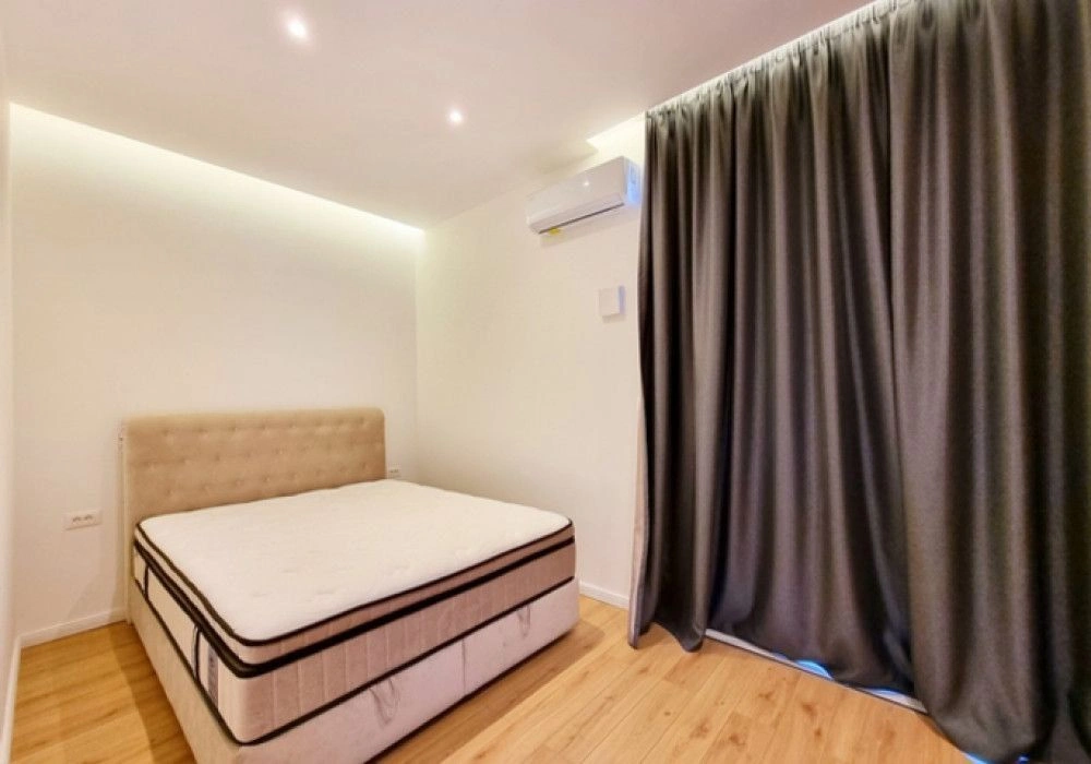 Студия с панорамным видом на море в Тивате, Черногория