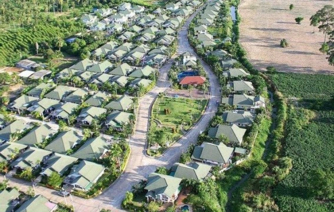 Комфортабельная вилла 323.8 м2 в курортном районе Паттайи