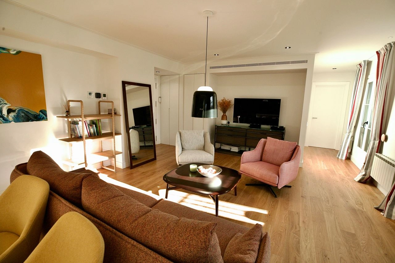 Роскошная квартира 2+1 в сердце Барселоны