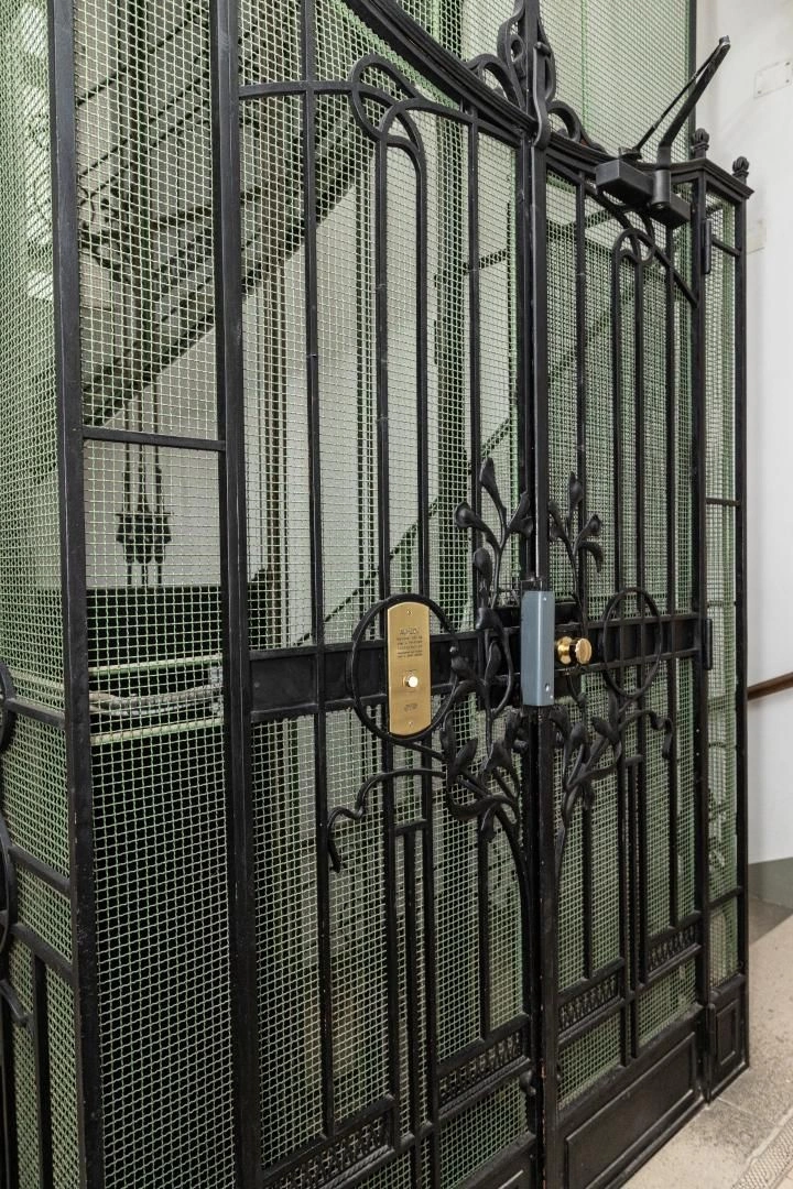 Квартира 2+1 в историческом здании в Вене, Австрия