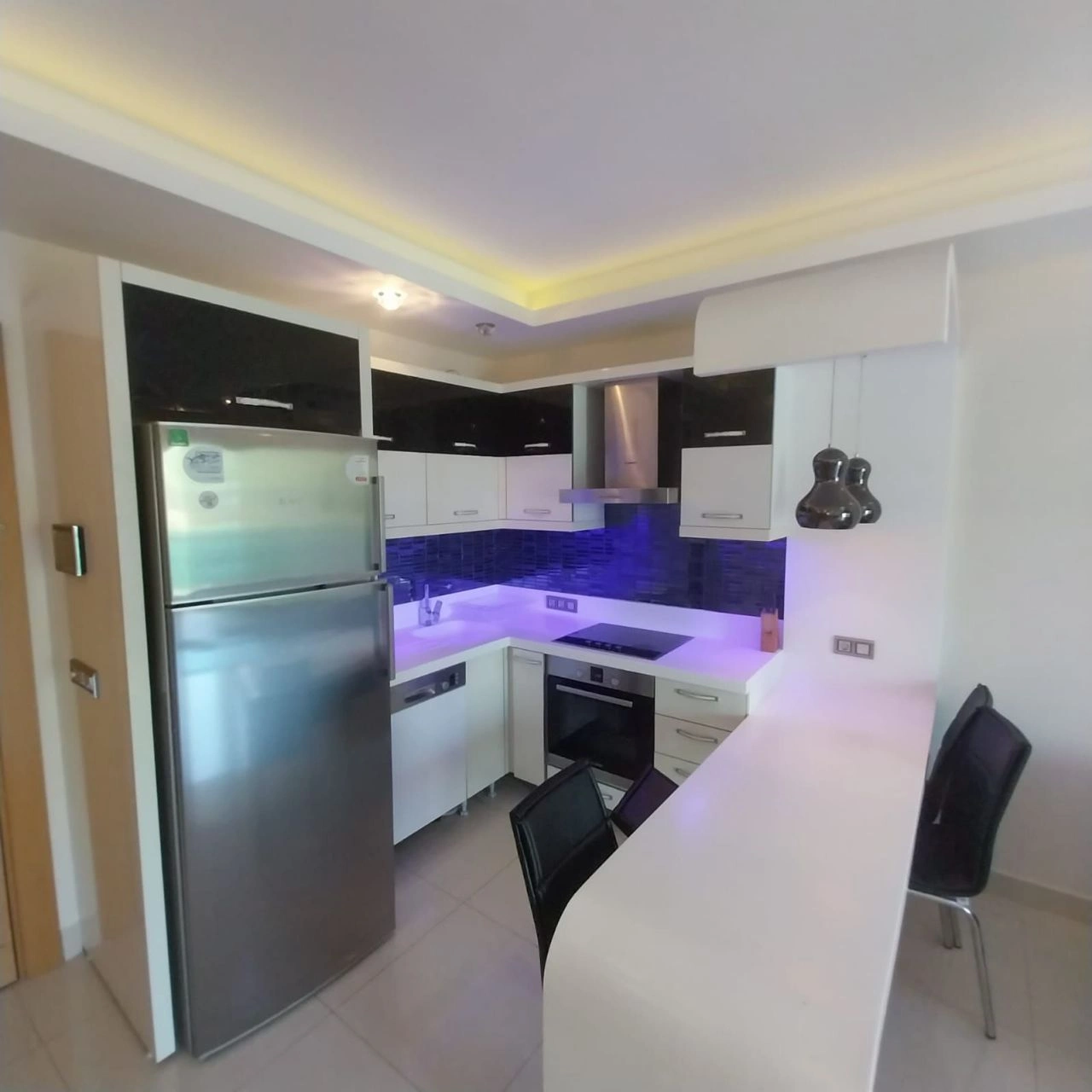 Светлая квартира 75 m2 с видом на горы в Alanya