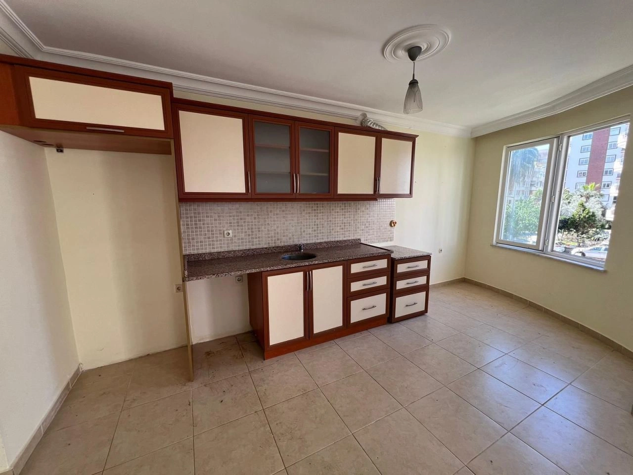 Просторная квартира 2+1 в Аланье, Турция, 120 м²