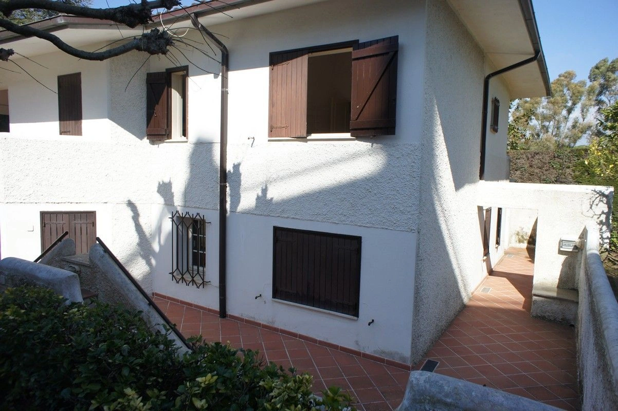 Villa 250 m2 in a prestigious area