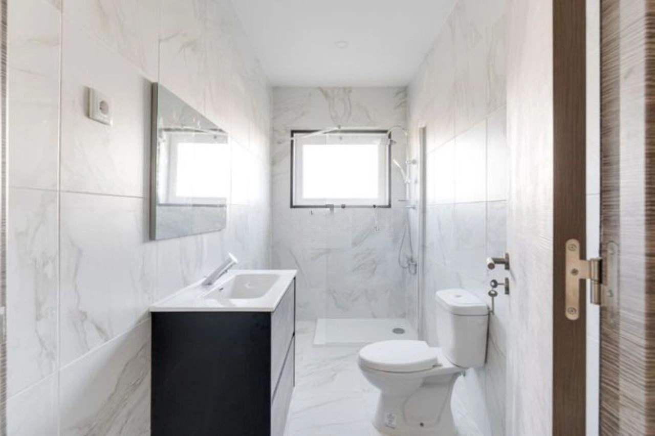 Квартира 3+1 с балконами в районе Амадора, Лиссабон, Португалия