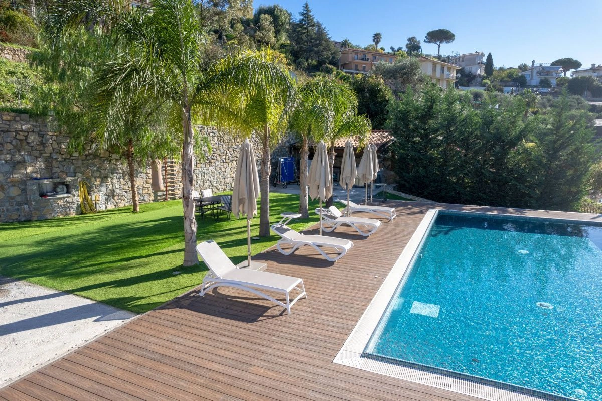 Люкс-вилла 3+1 в Бордигере