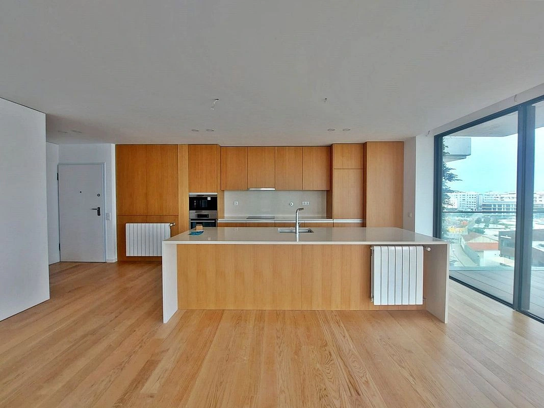 Элитная квартира 3+1 в Матосиньоше, Португалия