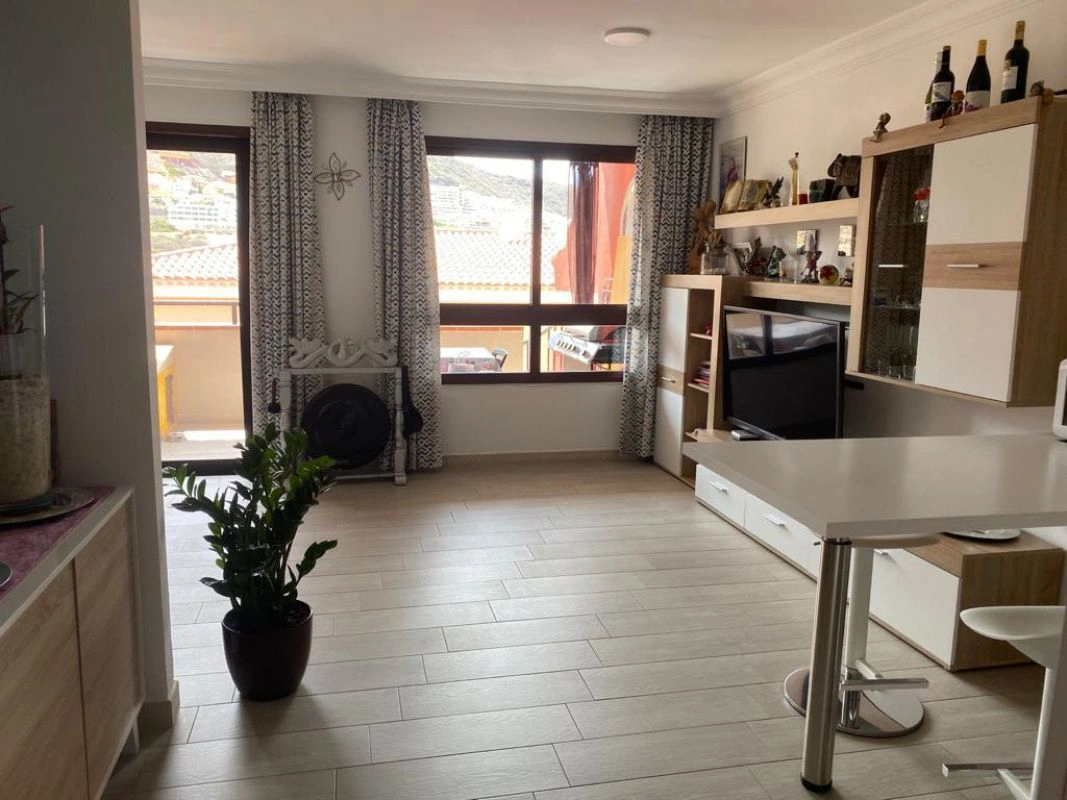 Просторный таунхаус 150 м2 на Тенерифе