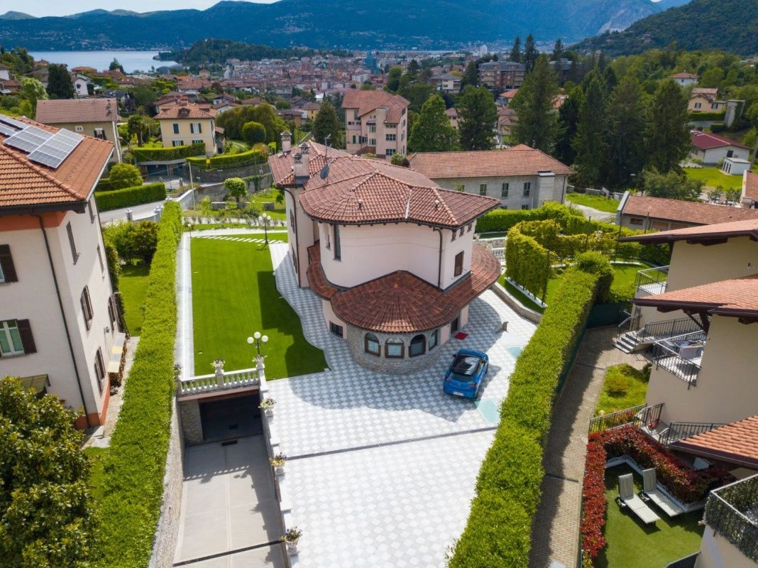 Villa with panoramic views of Lake Maggiore in Verbania Intra, Italy
