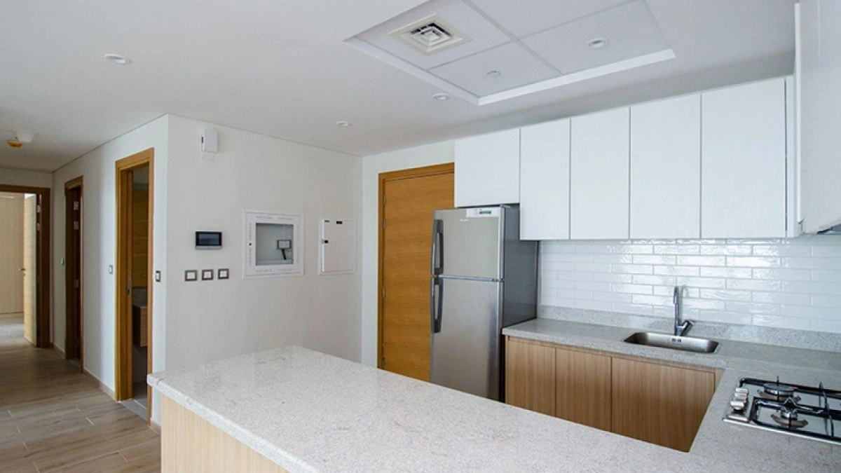 Квартира 112 м2 с видом на бесконечный бассейн в Дубае