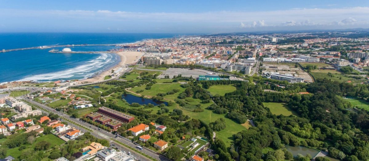 Элитная квартира 3+1 в Матосиньоше, Португалия