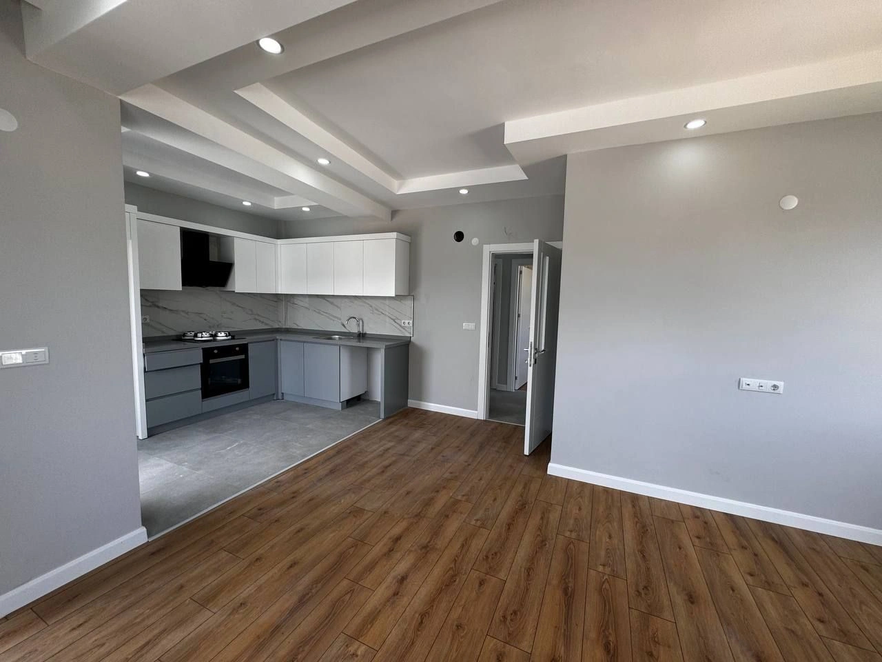 Квартира 1+1 у моря в современном комплексе Антальи, Турция