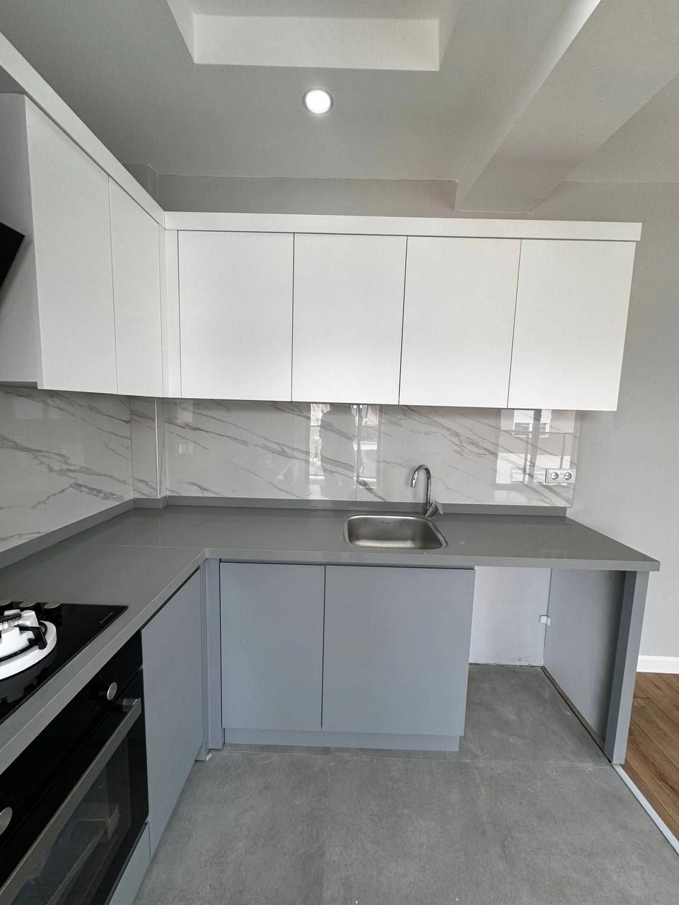 Квартира 1+1 у моря в современном комплексе Антальи, Турция