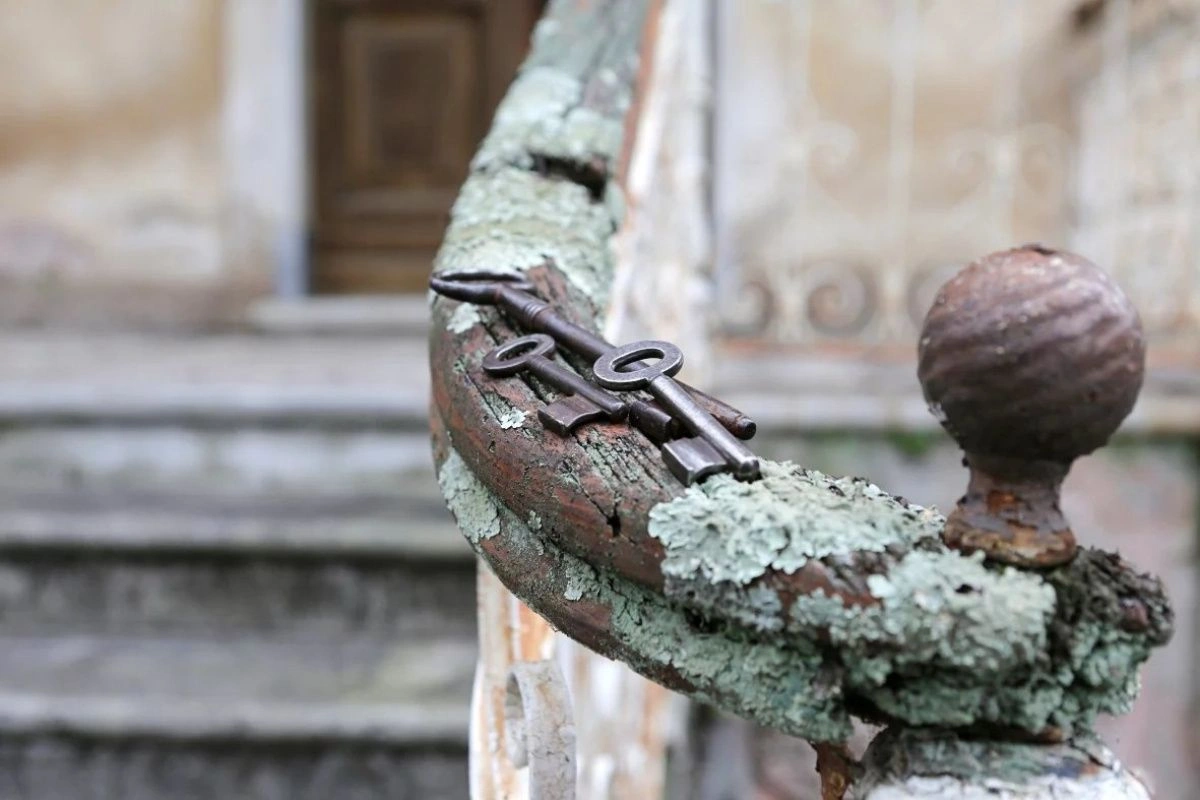 Historic villa with a park and two terraces in Lavagni, Italy