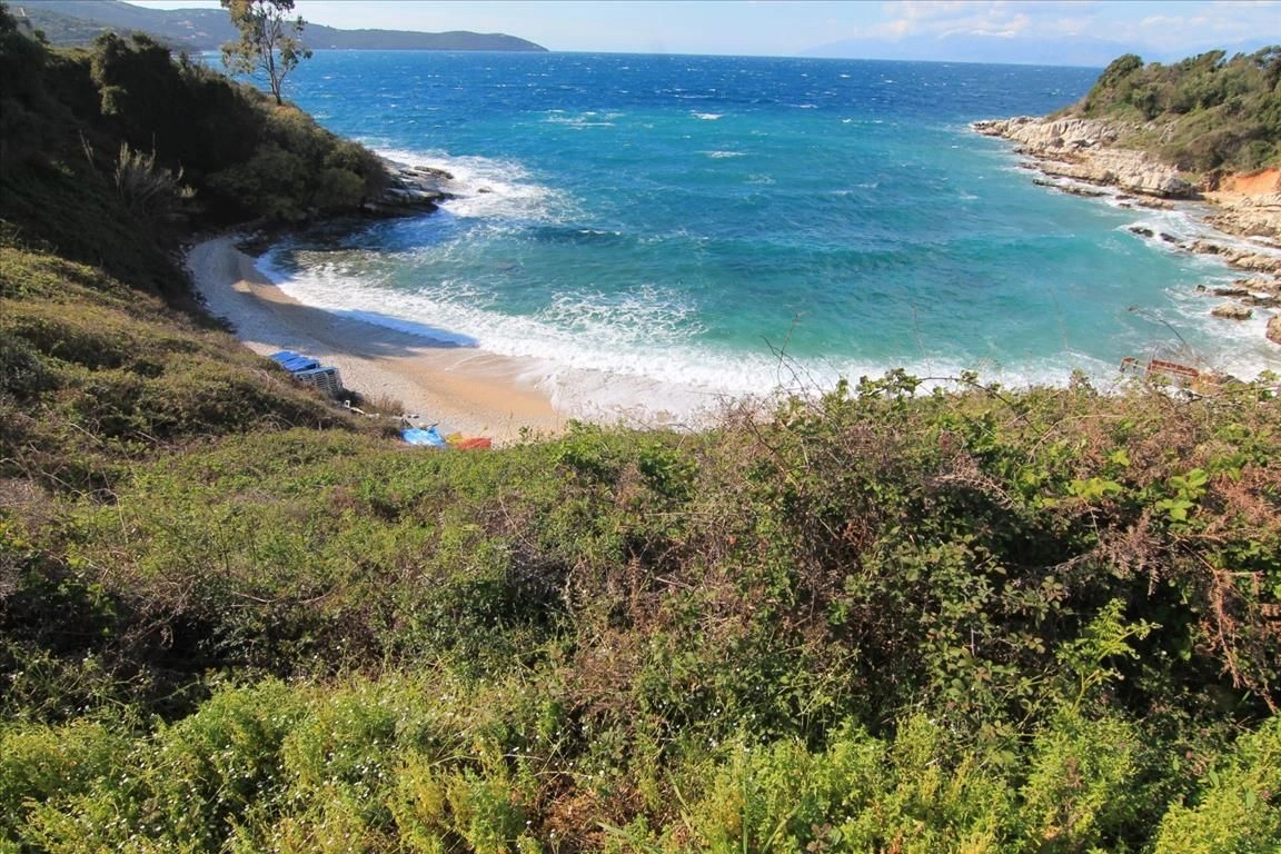 Земля на Корфу, 1500 м2