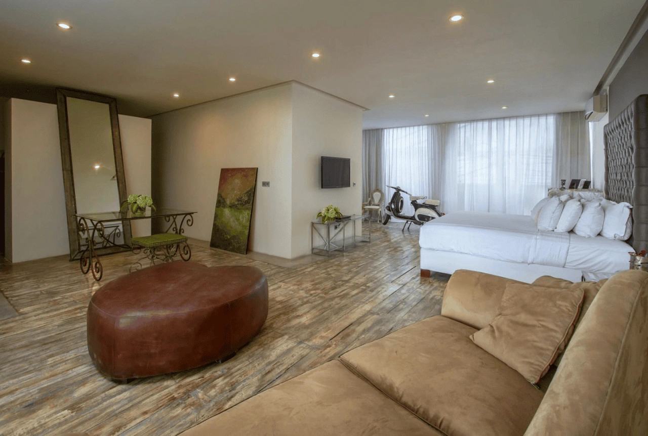 Просторная вилла 425 м2 в Семиньяке