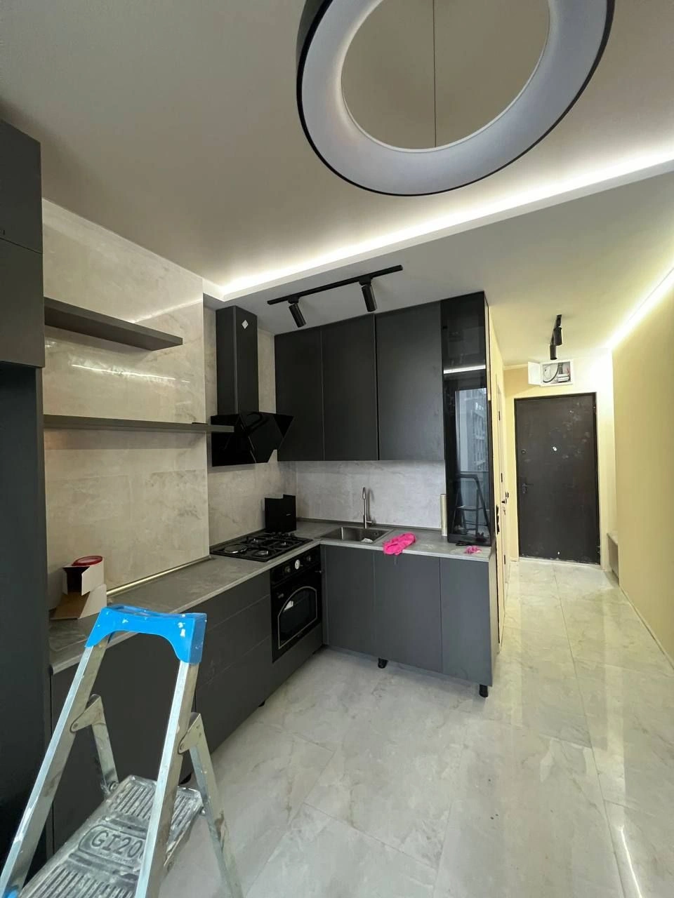 Квартира 1+1 с панорамным видом на море в Батуми