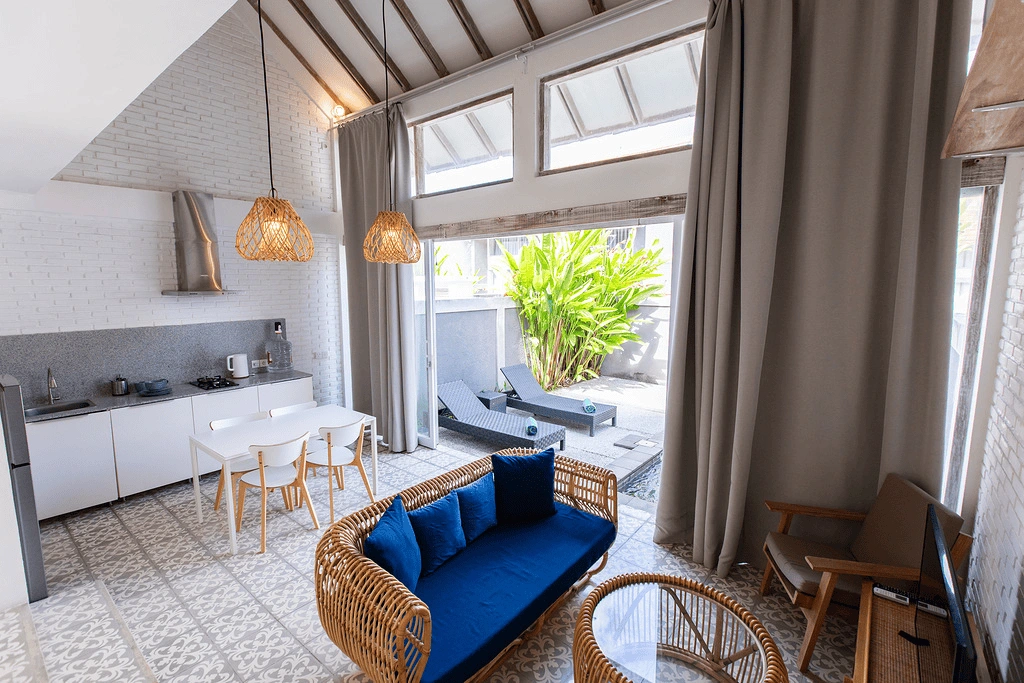 Вилла 100 м2 с высокими потолками в Канггу